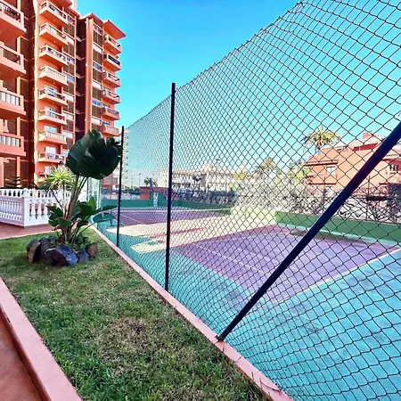 906 Valle Lu